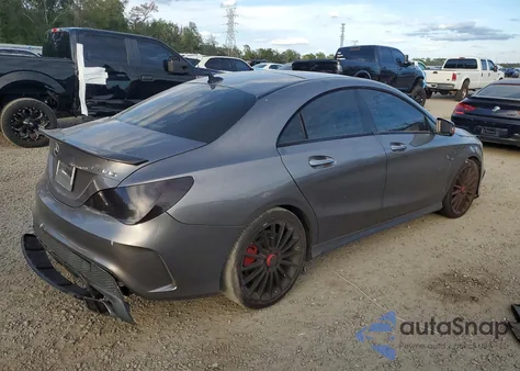 2015 Mercedes-Benz Cla 45 Amg z USA, uszkodzony, nr VIN WDDSJ5CB1FN247352